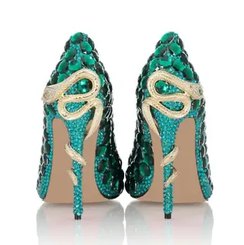 Jaunu un Seksīgu Zaļo dimantu norādīja toe Metāla Čūska Papēži kāzu kurpes Norādīja Toe zaļā rhinestones zelta čūska papēža kurpes sieviete