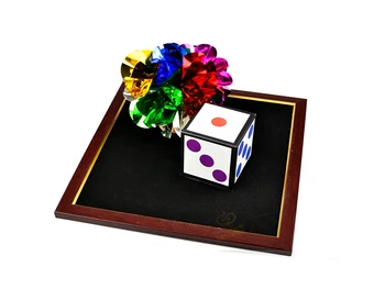 Dice Ziedu bumbu - Skatuves burvju triks, diski magic,diski pazūd,mentalism,tuvplānā