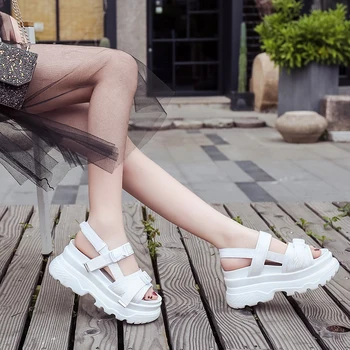 Modes Sievietes Vasaras Sandales Platformas biezu grunts Platforma Čības dāmas kājām zapatillas chinelo sandalia