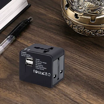 Universal Travel Adapter Elektriskās Kontaktdakšas, Rozetes Pārveidotājs ar Dual USB Uzlādes 1.0 Elektroenerģijas Melns ES Plug