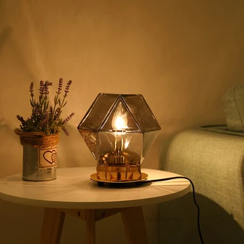 Postmodernās stikla mazā galda lampa Ziemeļvalstu dizaineru modelis istabas, bārs, viesistaba, guļamistaba, dekoratīvās led gaismas, galda lampa, galda E14