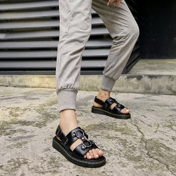 2020. gada vasaras Martin sandales sieviešu pirmā slāņa ādas sandales Romiešu kurpes biezu grunts pāris kurpes pludmales apavus ar neslīdošu Z637
