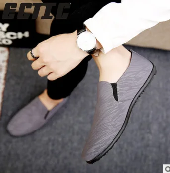 QWEDF Jaunu Modes vīriešu braukšanas kurpes ikdienas biznesa elpojošs zirņi kurpes kājas Karstā Pārdošanas Atpūtas modes slinks kurpes MJ-58