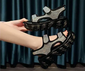 Jaunu pasaku stilā vizuļi Romiešu sandales sporta muffin biezu grunts Velcro sieviešu vasaras savvaļas tētis apavi, plakana apakšējā Z482