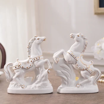 Eiropas Keramikas laimīgo zirgu Ziemeļu vīns dzīves telpu dekorēšana Mājas Iekārtojuma kāzu dāvanu