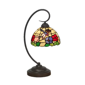 Eiropas Vintage Tiffany Stila Galda Lampa Spāre Vitrāžas Galda Abažūrs Gaismas Gultas Lasījumā Nakts Gaismas Armatūra TL147