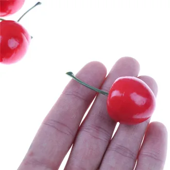 20Pcs/daudz 2.5 cm Mini Viltus Plastmasas Augļu Mazās Ogas Mākslīgo Ziedu Red Cherry Bērniem Smieklīgi Virtuves Rotaļlietas Whosesale