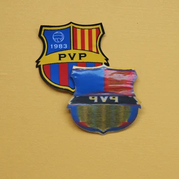 Dzelzs futbola komanda austi plāksteris ar zīmola nosaukumu, pielāgot, lāzergriešanas sporta apzīmējums/žetons ar karstā kausējuma līme