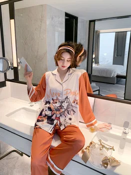 Ir 2021. Pavasara Sievietes Drukāt Cute Kaķi, Pidžamas Komplekti Sexy Savukārt Apkakle Pidžamas Uzvalks Viskozes Sleepwear Naktsveļu Atpūtas Mājas Drēbes