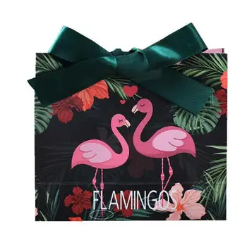 50 Gab. Mini Flamingo Kāzu Dod Priekšroku Dāvanu Maisiņiem, Konfektes, Kārbas Puses Dāvanu Kastē Šokolādes Kastē Giveaways Lodziņā Bomboniera Ar Lenti