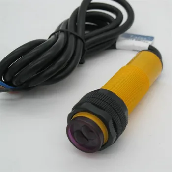 Augstas kvalitātes Difūziem Tips M18 Divi Stiepļu AC NC 10-30cm Pamanīšanas Attālums Fotoelektrisks Sensors Optiskā Sensora slēdzis E3F-DS30Y2
