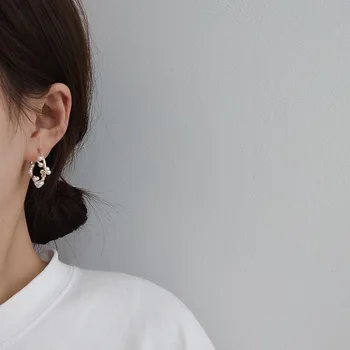 Modes Bižutērija Pērle Savīti Stīpas Auskari Sievietēm korejas Personības Aplis Open Auskari Paziņojumu Puse Rotaslietas 2020