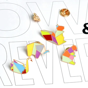 Mākslas Ģeometriskā Salaist Origami Trusis Dzīvnieku Emaljas pin Broša Krekls, soma klp dinozauri Pin Žetons Dāvanu Karikatūra Rotaslietas Bērniem