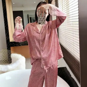 Ir 2021. Pavasarī Rozā Leopards Drukāt Sleepwear Divi Gabali Sieviešu Pidžamas Mežģīņu Apakšmalu Dizains Top Un Elsas Uzvalks Twinset Mājas apstākļos, 3XL 4XL
